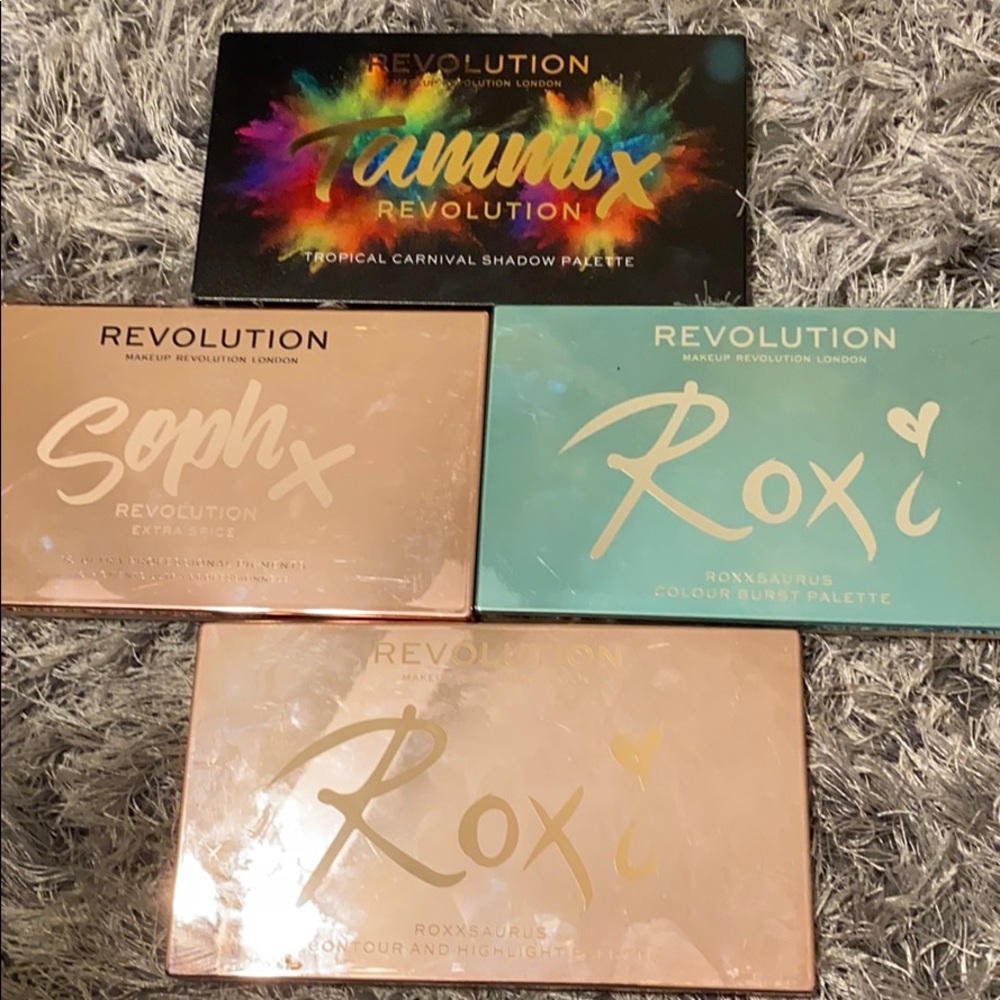 Makeup Revolution Palette Bundle